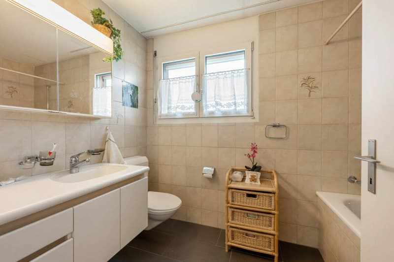 Nähe Stadtzentrum - grosszügige familienfreundliche 4.5-Zimmer-Maisonette-Wohnung (7)