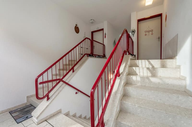 Nähe Stadtzentrum - grosszügige familienfreundliche 4.5-Zimmer-Maisonette-Wohnung (17)