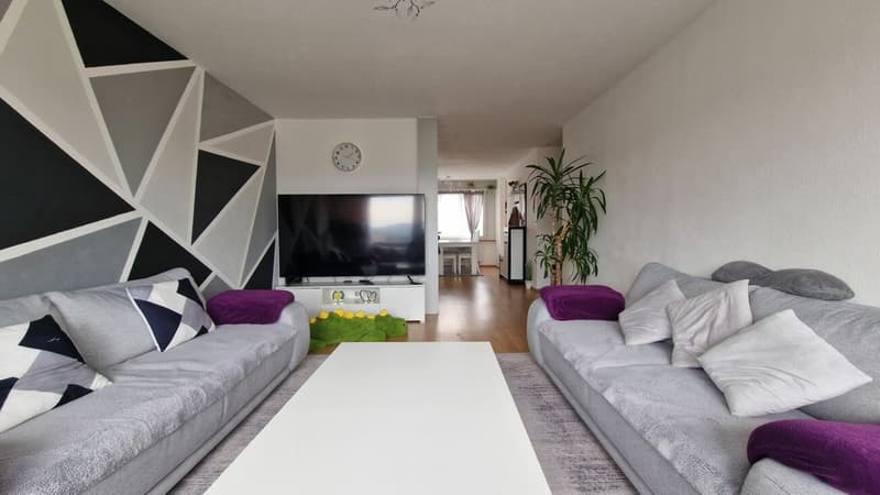 Rented centrally located 4.5-room apartment in building rights (5)