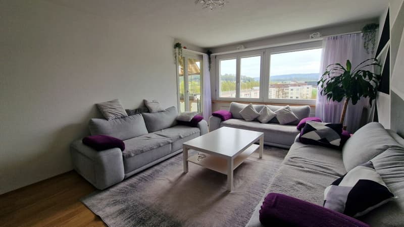 Rented centrally located 4.5-room apartment in building rights (4)