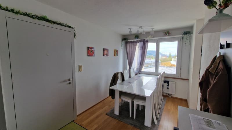 Rented centrally located 4.5-room apartment in building rights (3)