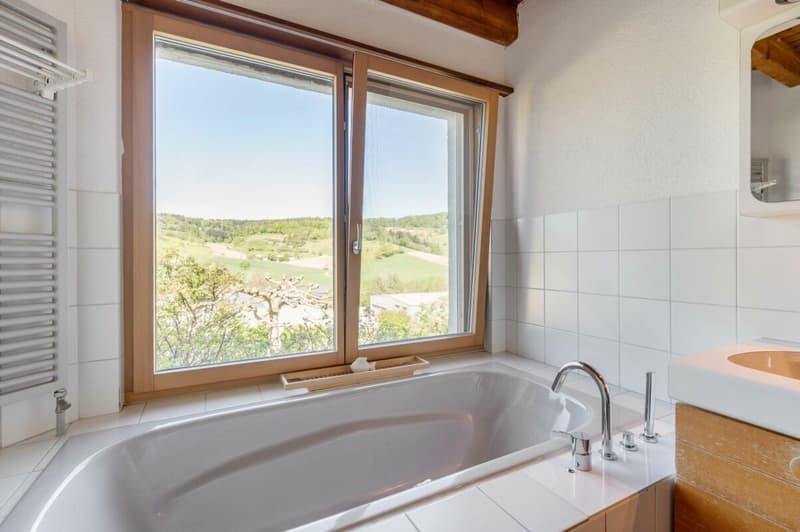 Spacious detached 6.5-room single-family house with plenty of space, peace, and privacy - panoramic view of the Mettau valley! (16)
