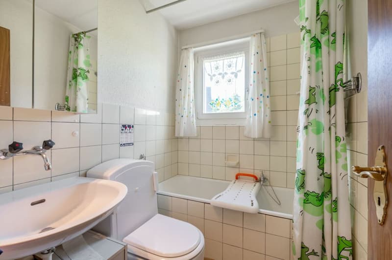 Detached 5.5-room single-family house with a lovely garden in a wonderfully elevated location (10)