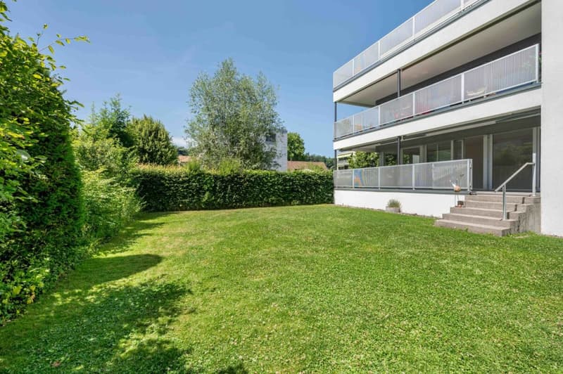 Spacious ground-floor apartment with large garden in the quiet and popular residential area "Scheibenschachen" directly on the Aare (16)