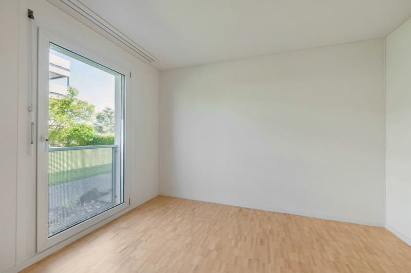 Spacious ground-floor apartment with large garden in the quiet and popular residential area "Scheibenschachen" directly on the Aare (12)