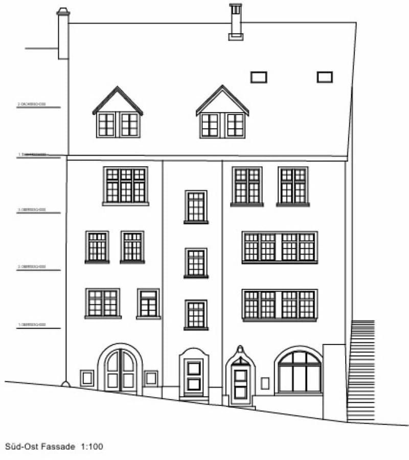 Commercial property in historic building at central location (3)
