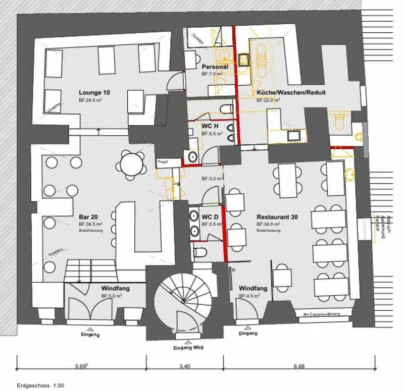 Commercial property in historic building at central location (2)