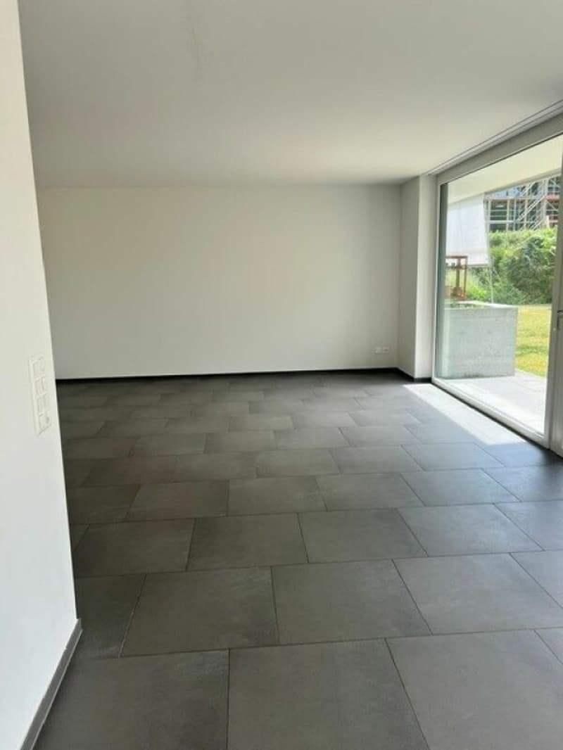 Moderne, lichtdurchflutete 4.5-Zimmer-Garten-Wohnung im beliebten Wohnquartier (8)