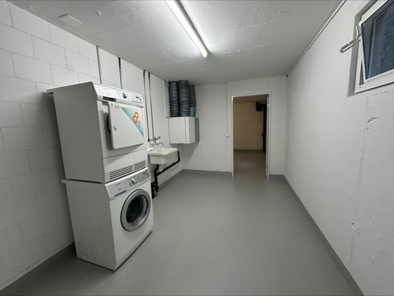 Waschküche mit Keller