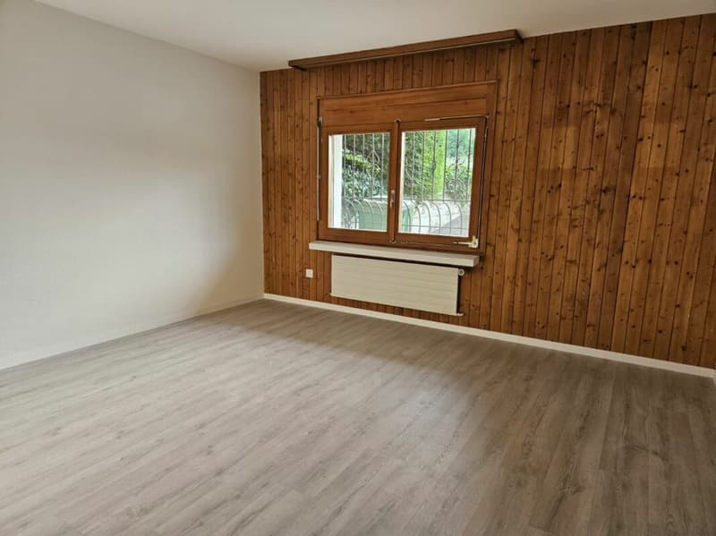 Detached 5.5-room single-family house with ancillary rooms à 35 m2 and double garage. (7)