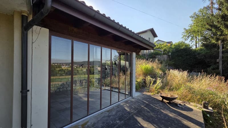 Casa unifamiliare di 3,5 locali a sé stante, in posizione centrale, in una posizione soleggiata con vista panoramica (12)