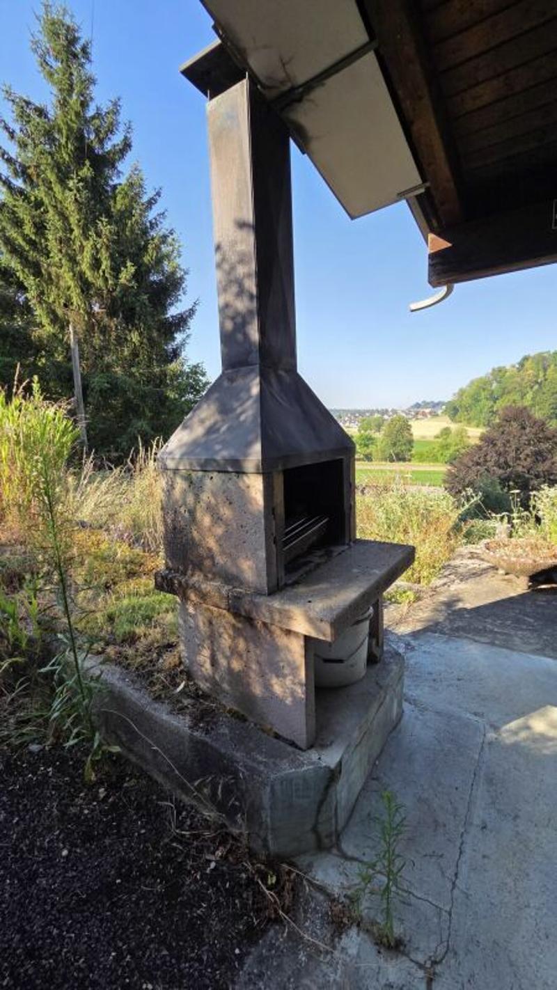 Casa unifamiliare di 3,5 locali a sé stante, in posizione centrale, in una posizione soleggiata con vista panoramica (14)