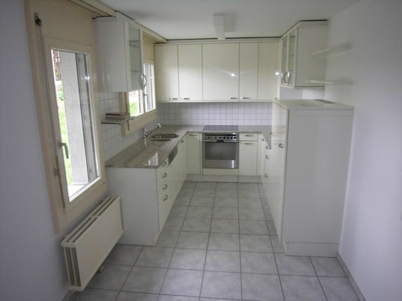 Appartamento maisonette di 5,5 locali situato in zona tranquilla con balcone in affitto (2)