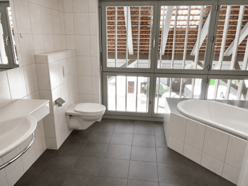 Unique, very well-maintained 3.5-room apartment with sunny balcony (9)