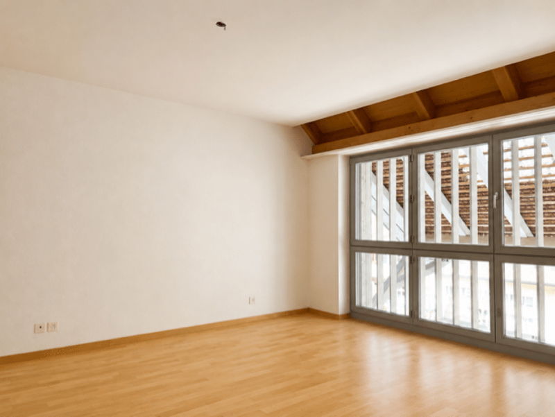 Unique, very well-maintained 3.5-room apartment with sunny balcony (6)
