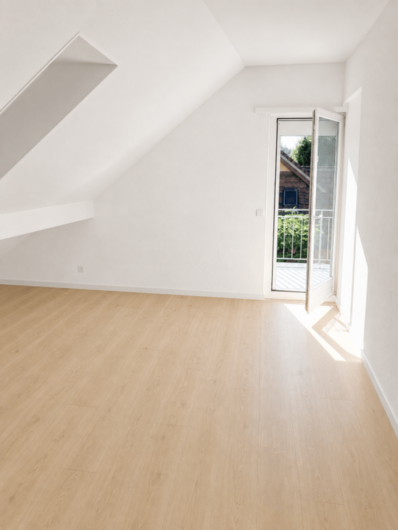 Idyllically located 6.5-room single-family house with a wonderful view of the greenery and good transport links (13)