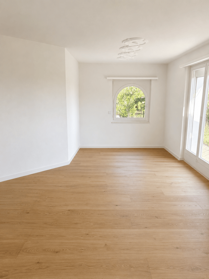 Idyllically located 6.5-room single-family house with a wonderful view of the greenery and good transport links (7)
