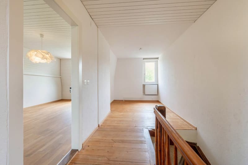 Casa a doppia famiglia con un grande giardino paradisiaco idilliaco in città - La tua nuova casa (11)