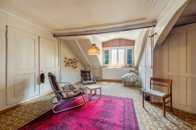 Casa storica del centro storico con ampi spazi abitativi e spazio commerciale/vendita al piano terra (17)