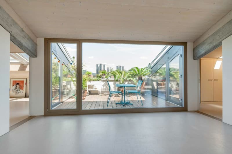 Exklusives Penthouse im obersten Stockwerk mit zwei Terrassen, überwiegend offener Grundriss mit rund 181 m2 (8)