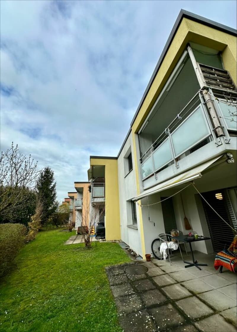 Gepflegte 1.5-Zimmer-Wohnung mit Balkon (1)