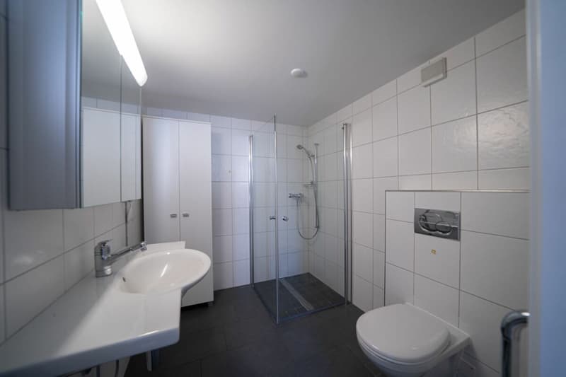 Badezimmer (EG)