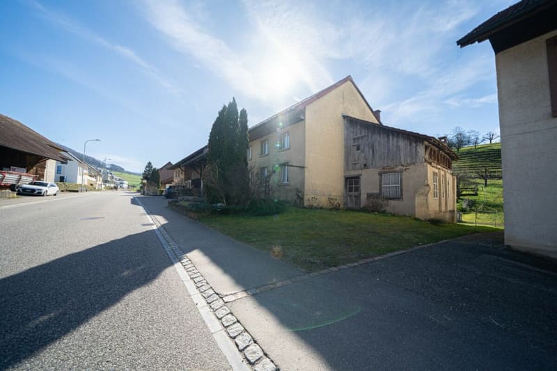 Casa colonica a Gansingen con potenziale (2)