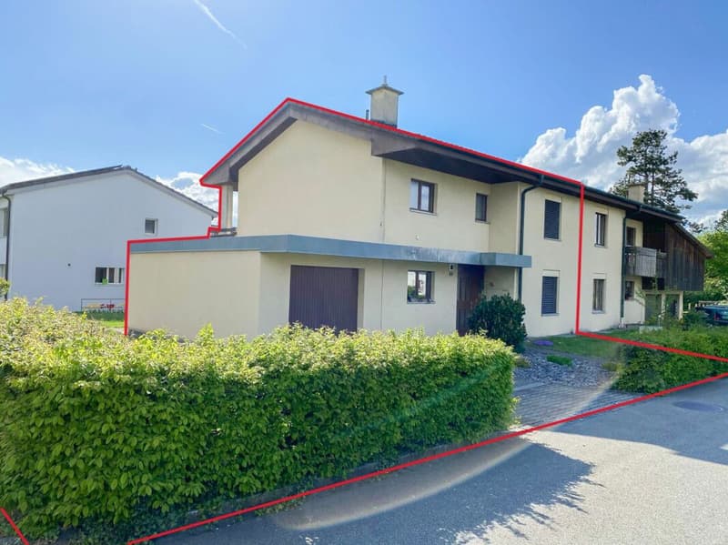Double-family house in a quiet and family-friendly location (1)