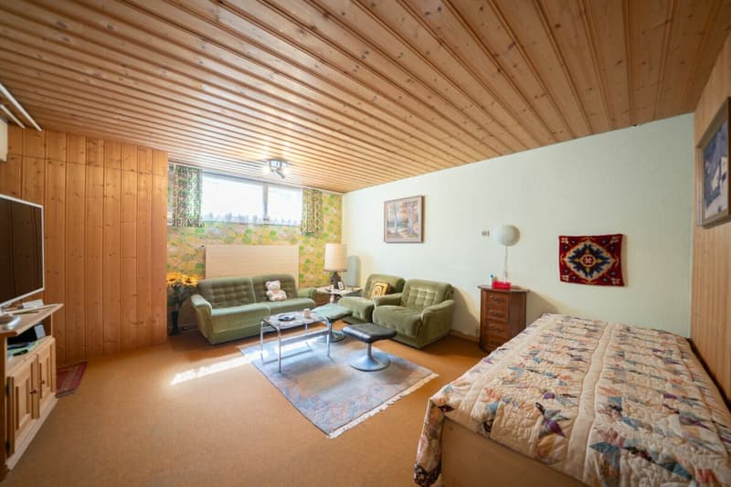 Living with a holiday feeling: single-family house with pool and winter garden (13)