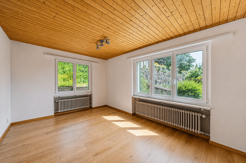 Vivre avec une vue : Charmante maison unifamiliale dans un emplacement surélevé (6)