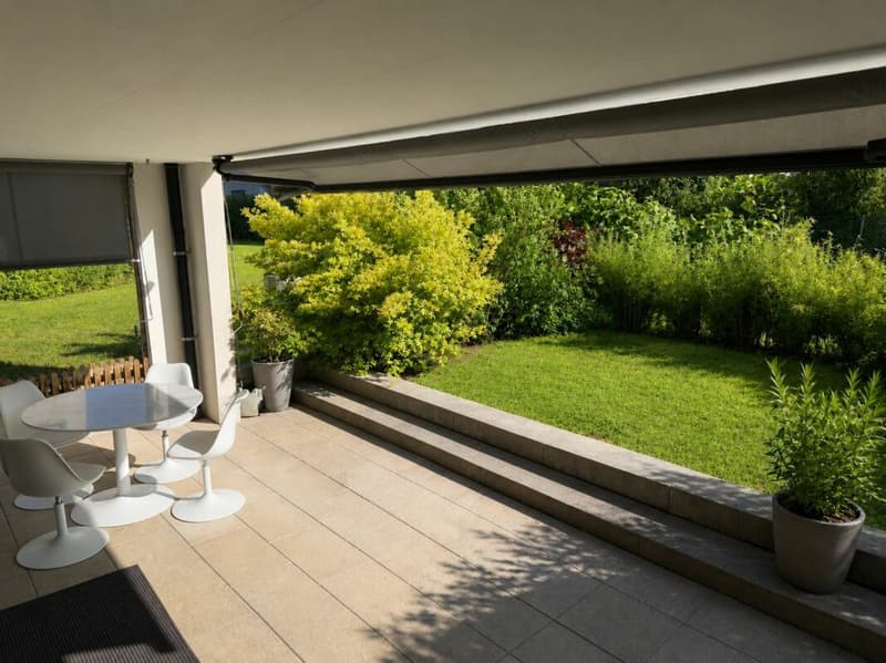 Appartement avec jardin et place assise (2)