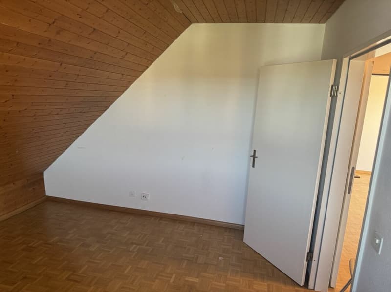 Gemütliche 3.5-Zimmer-Dachwohnung (14)