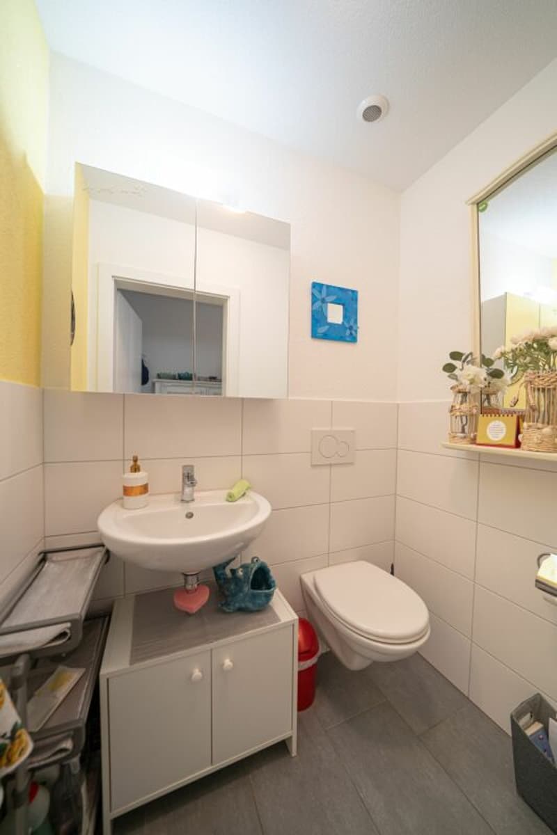 Modernes Reiheneinfamilienhaus mit Garten (6)