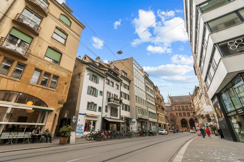 Wohn- und Geschäftshaus im Herzen von Basel (1)