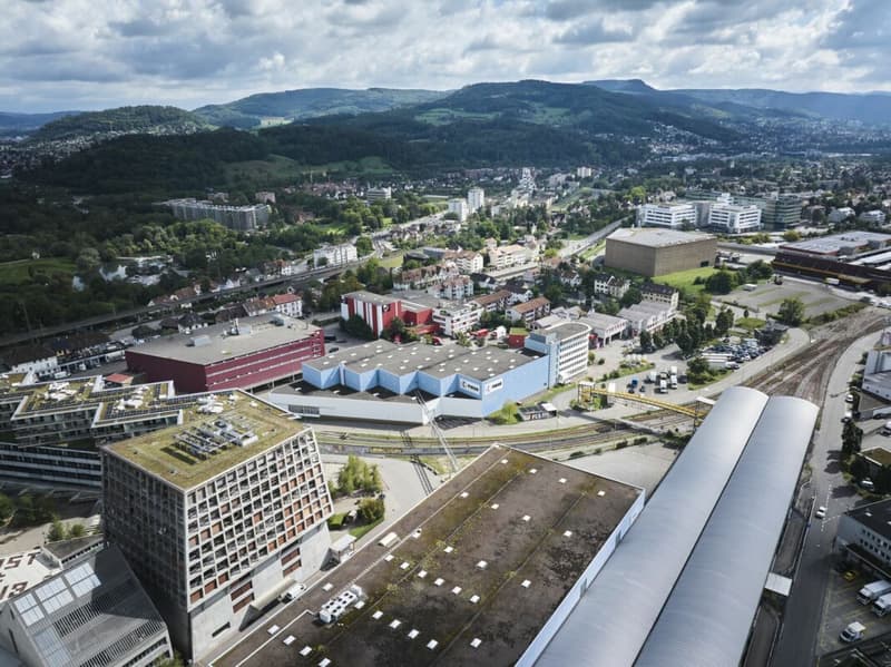 Arbeiten im Zentrum der Dreispitz-Entwicklung (8)