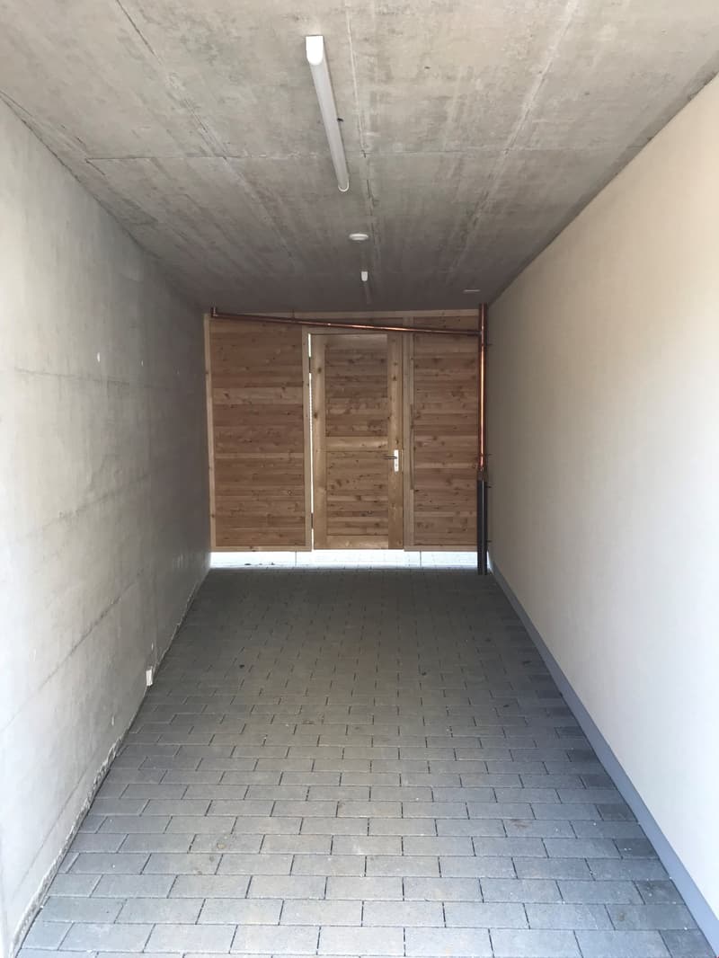 Abstellraum Velos/Gartengeräte/etc.