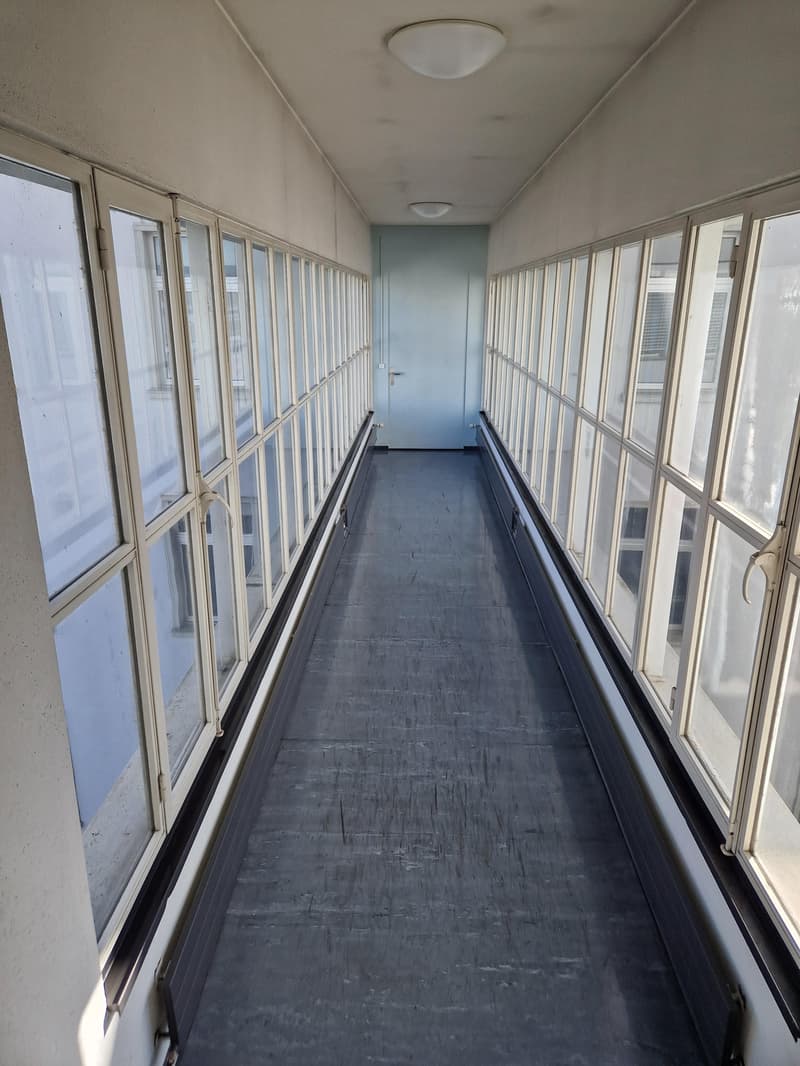 Office space in an excellent location (6)