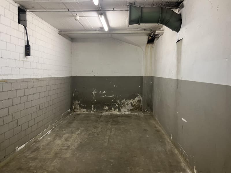 3100 m² di magazzino con 2 ascensori per merci (3)