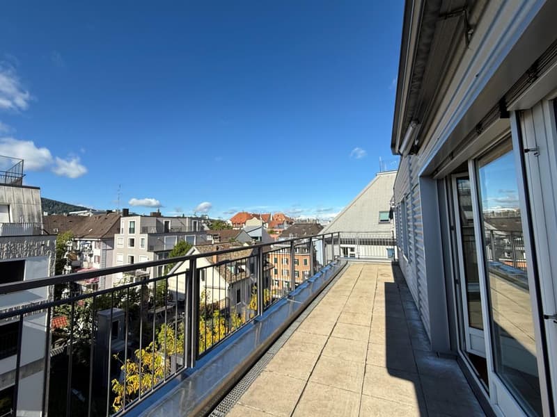 Gemütliche Wohnung im 5. OG in ruhiger Lage (6)