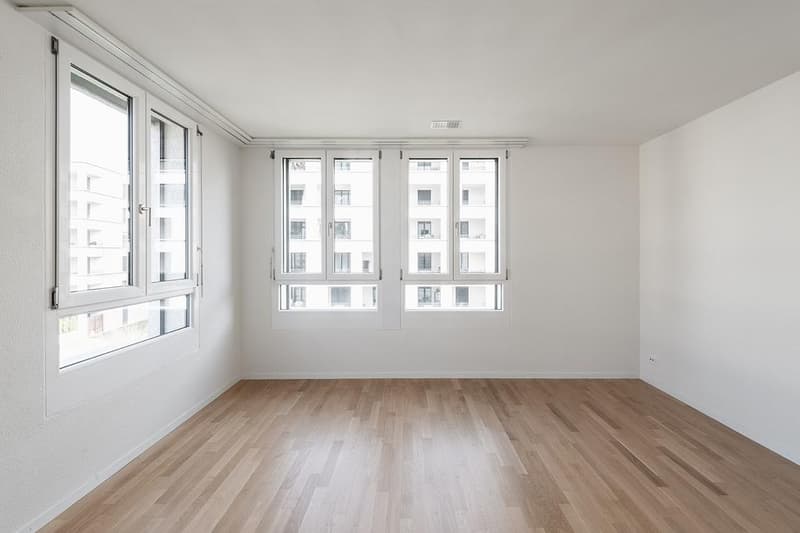 Votre nouveau foyer à Adliswil - appartement moderne avec loggia (5)
