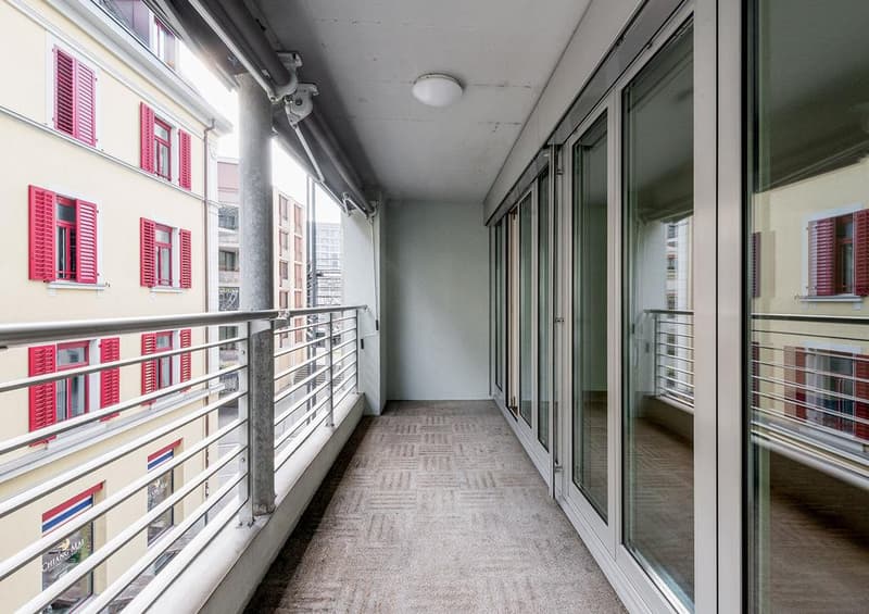Habitation moderne directement à la gare principale (8)