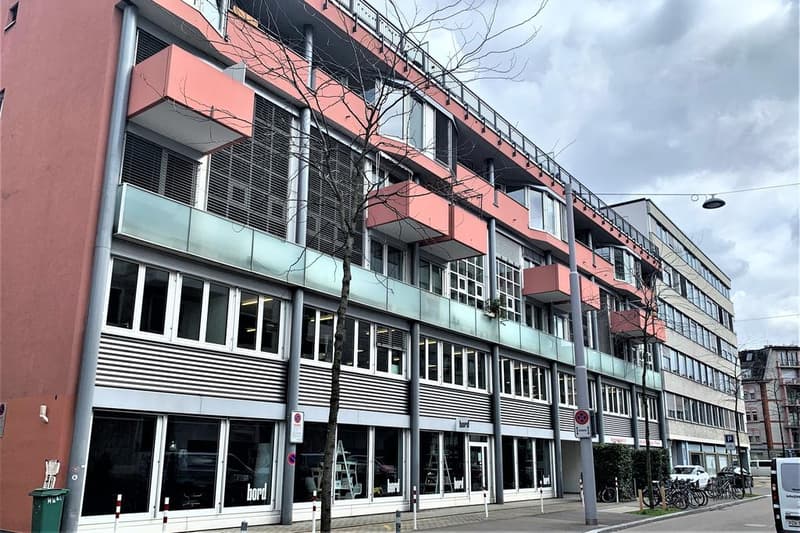 Einstellplatz in zentraler Lage (1)