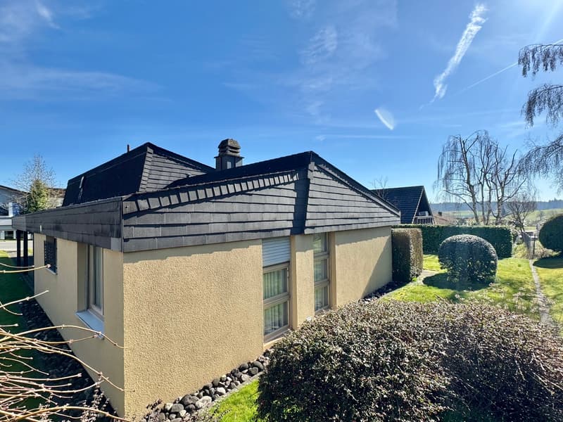 6.5 Room Bungalow - Sunny, Large Garden (1)