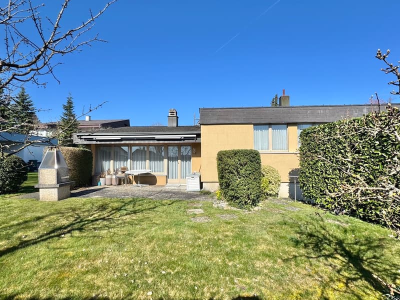 6.5 Room Bungalow - Sunny, Large Garden (2)