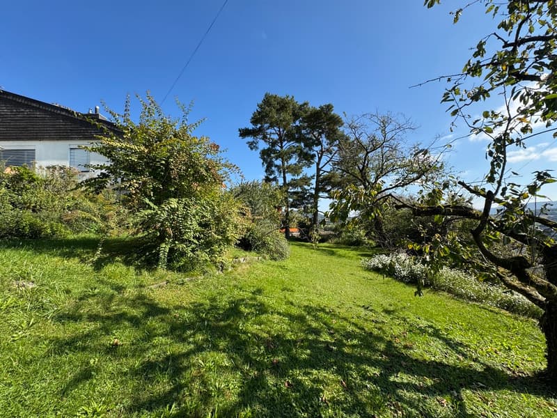 Land plot with 1222 m2 of buildable space, single-family house with panoramic view (4)