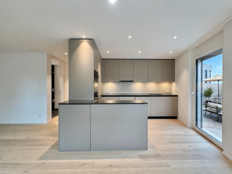 Exclusive 3.5 room apartment with seating area, preferred location (1)
