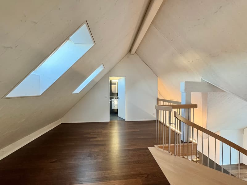 4.5-Zi. Maisonette Dachwohnung, ruhige Lage (4)