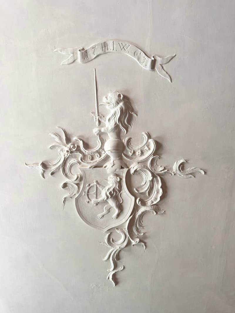 Historic connoisseur's object (8)