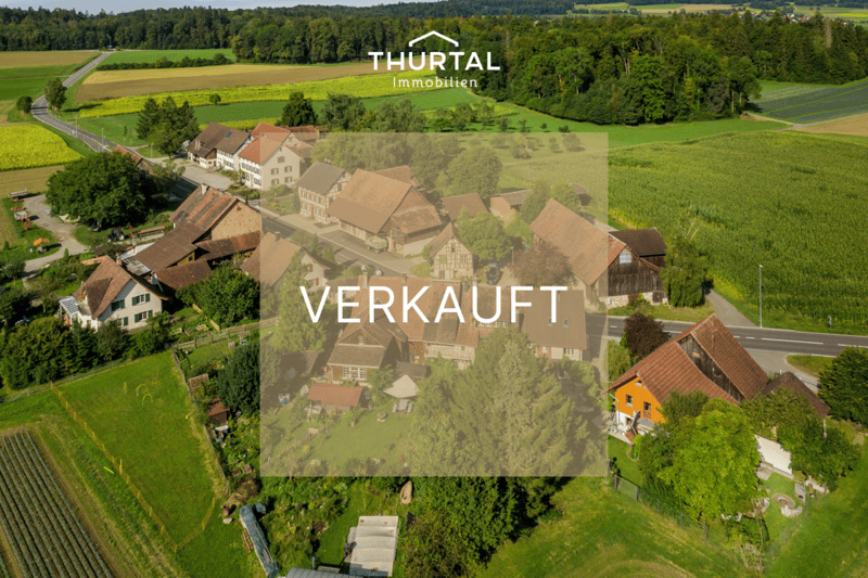 Two properties with garden, in natural surroundings (1)
