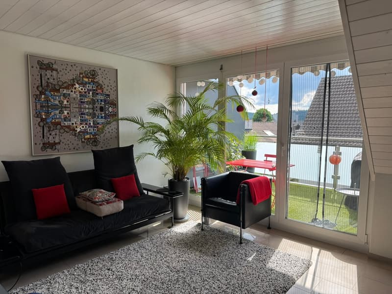 Moderne 3-Zimmer-Dachwohnung mit Balkon in Wettingen (10)